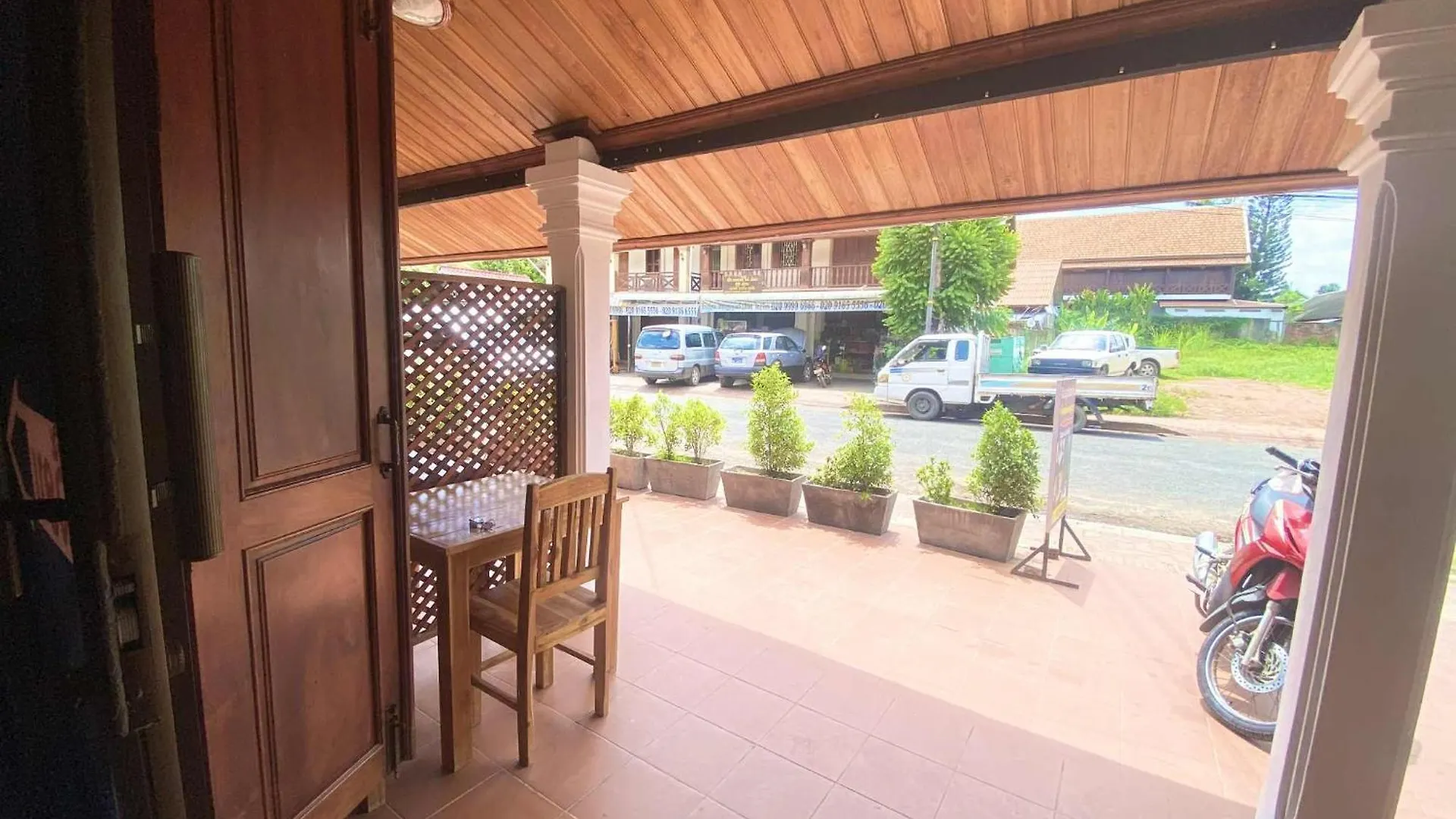 Luangprabang That Luang Boutique House Лаос